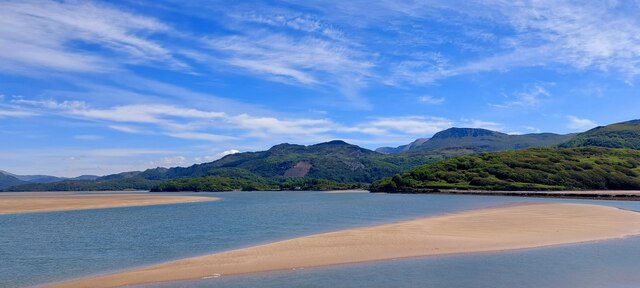 View up the Mawddach estuary to Cadair Idris from Barmouth Bridge